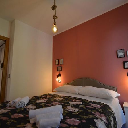 Varennahouse Lory Apt Eksteriør billede