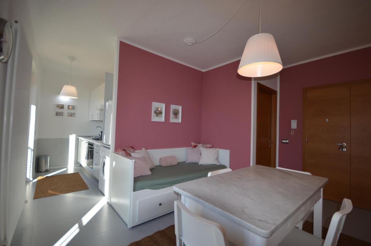 Varennahouse Lory Apt Eksteriør billede