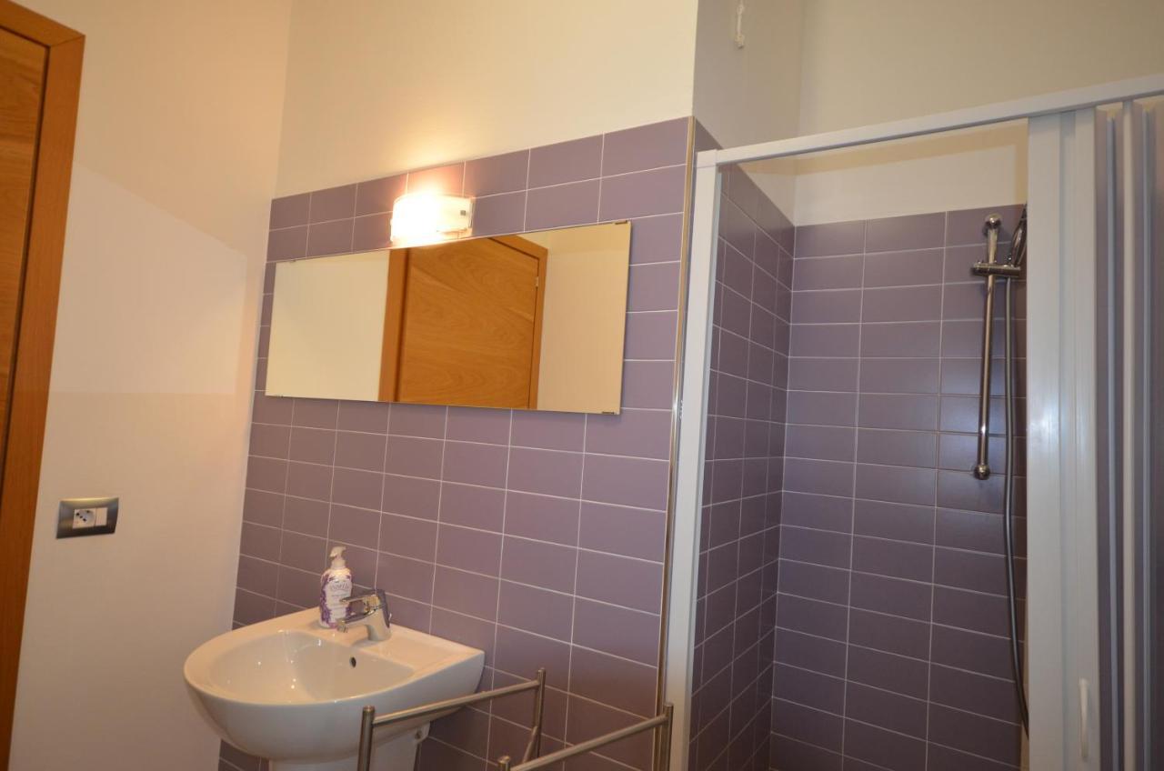 Varennahouse Lory Apt Eksteriør billede